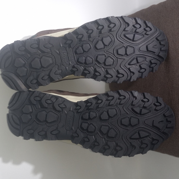 G.H. BASS BROWN LEATHER SUADE HIKING SHOES - Picture 4 of 5